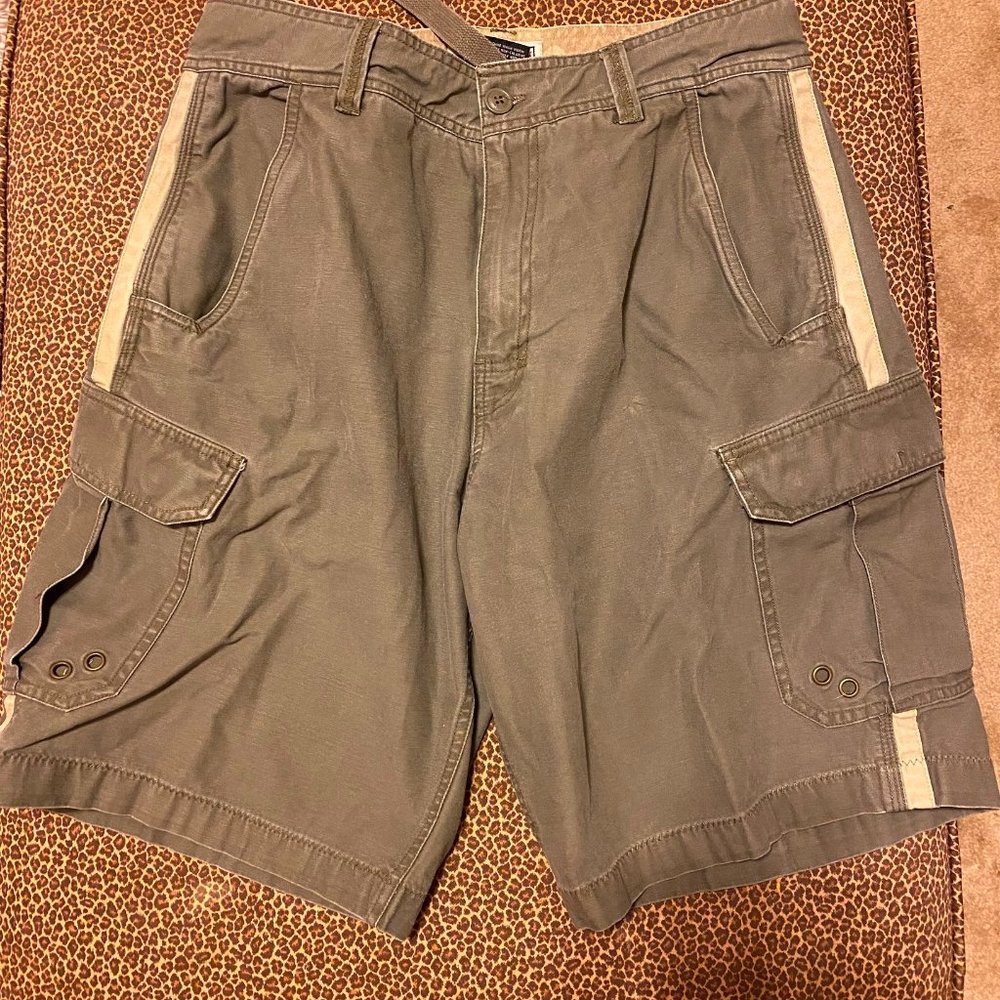 Men's Arizona Jean Company OD Green Cargo Shorts 34W